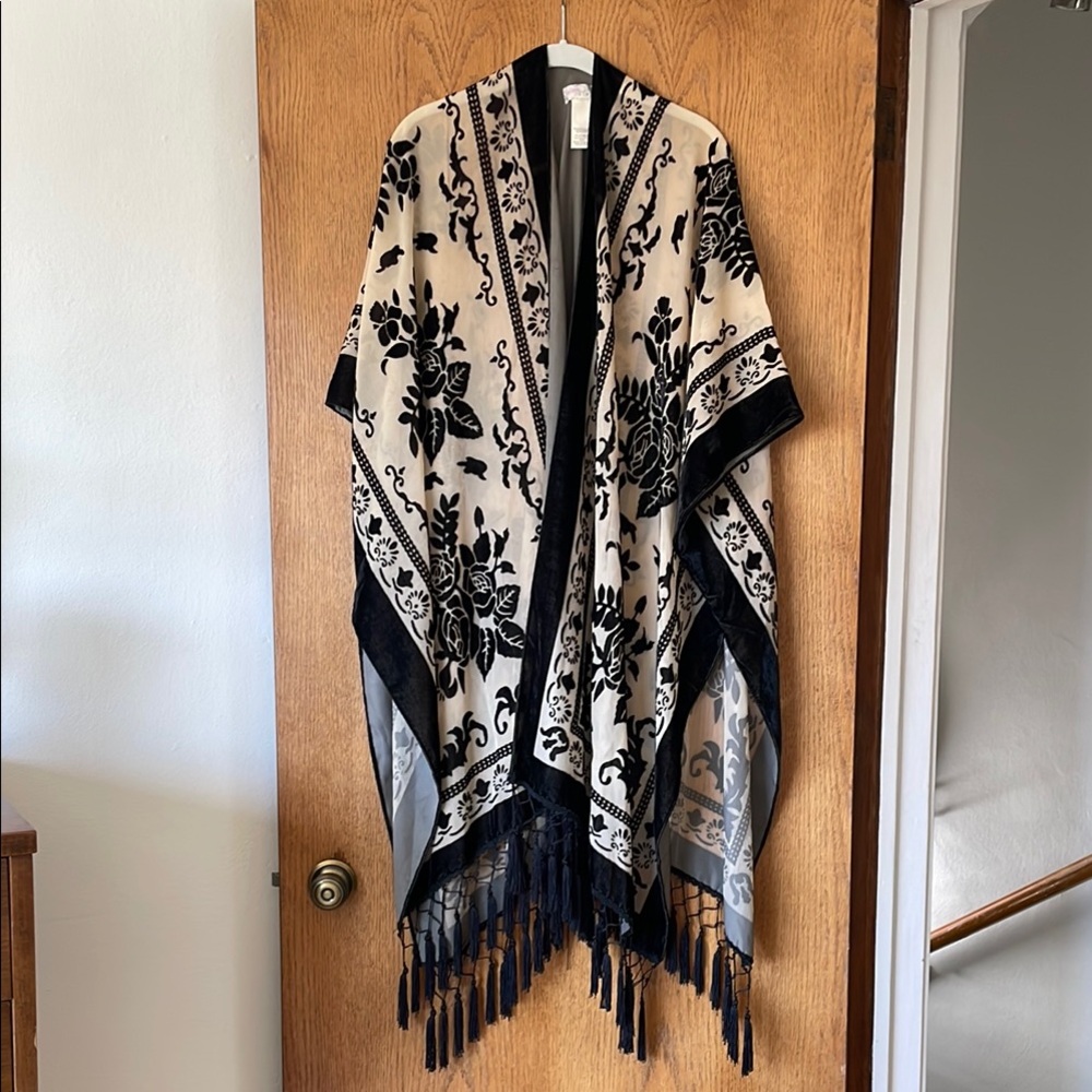 Free People Black and Cream Wrap
